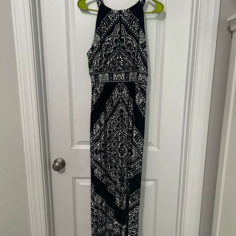 Grace Elements Black and White Maxi Dress